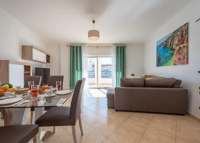 Apartamento Monarquia - T3 Quarteira